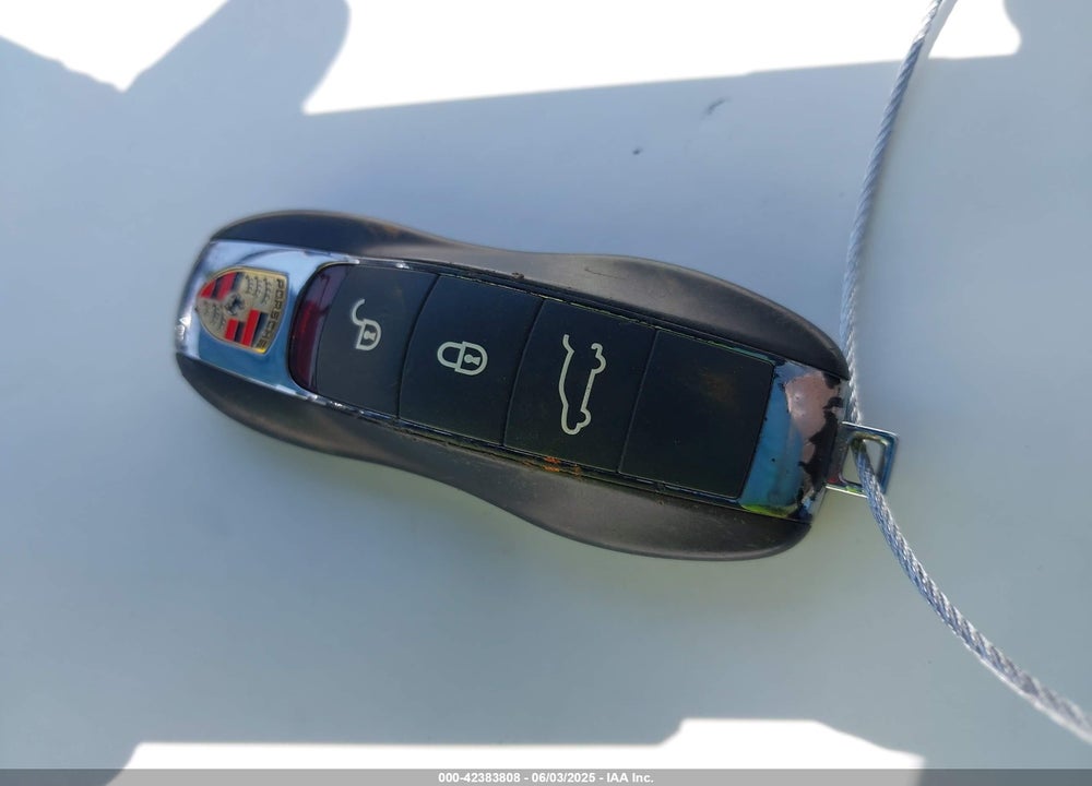 2018 PORSCHE CAYENNE PLATINUM EDITION VIN: WP1AA2A28JKA02807
