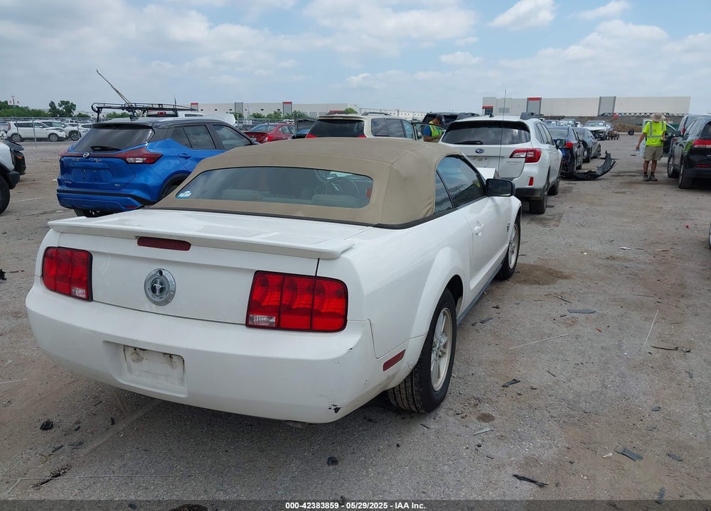2009 FORD MUSTANG VIN: 1ZVHT84N595112837