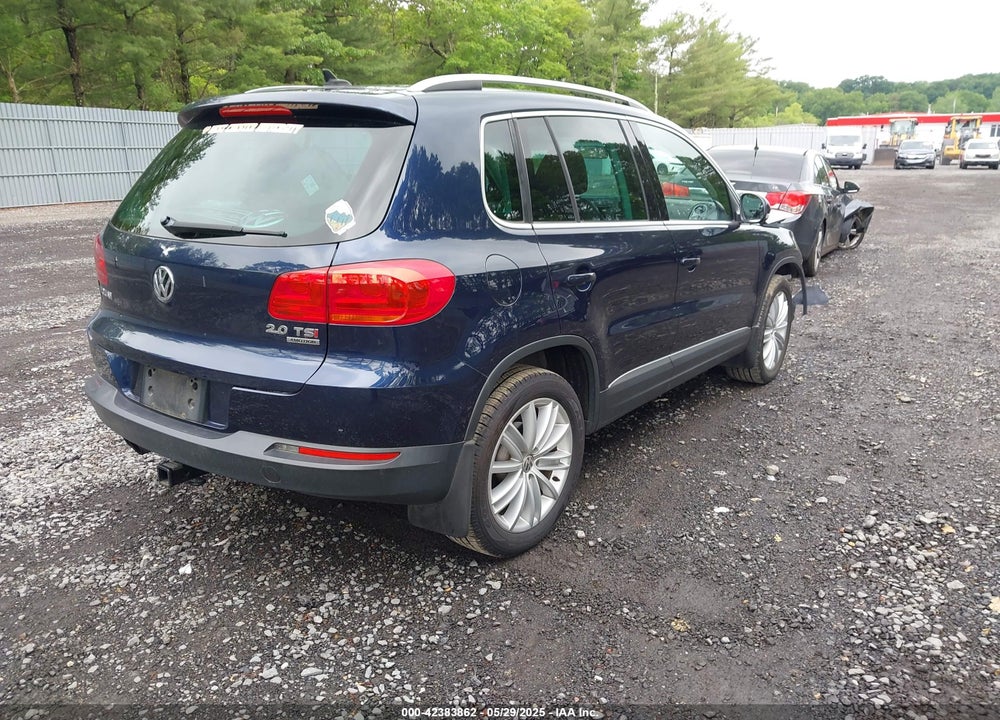 2015 VOLKSWAGEN TIGUAN VIN: WVGBV7AX1FW572162