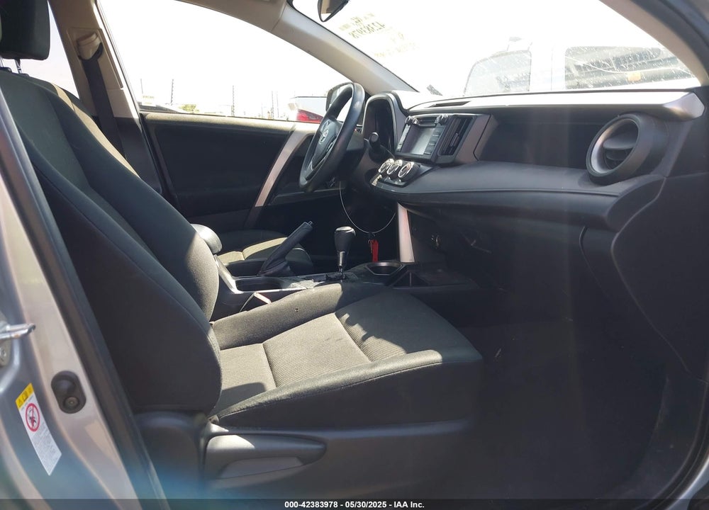 2018 TOYOTA RAV4 VIN: JTMZFREV9JJ177091