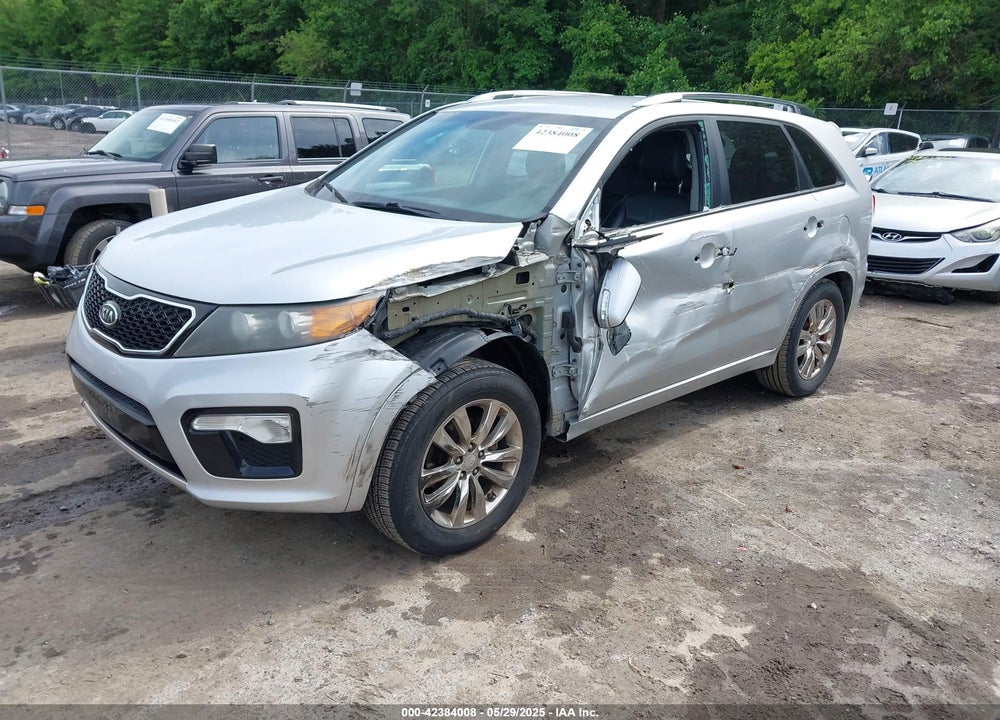 2011 KIA SORENTO SX V6 VIN: 5XYKW4A24BG093102