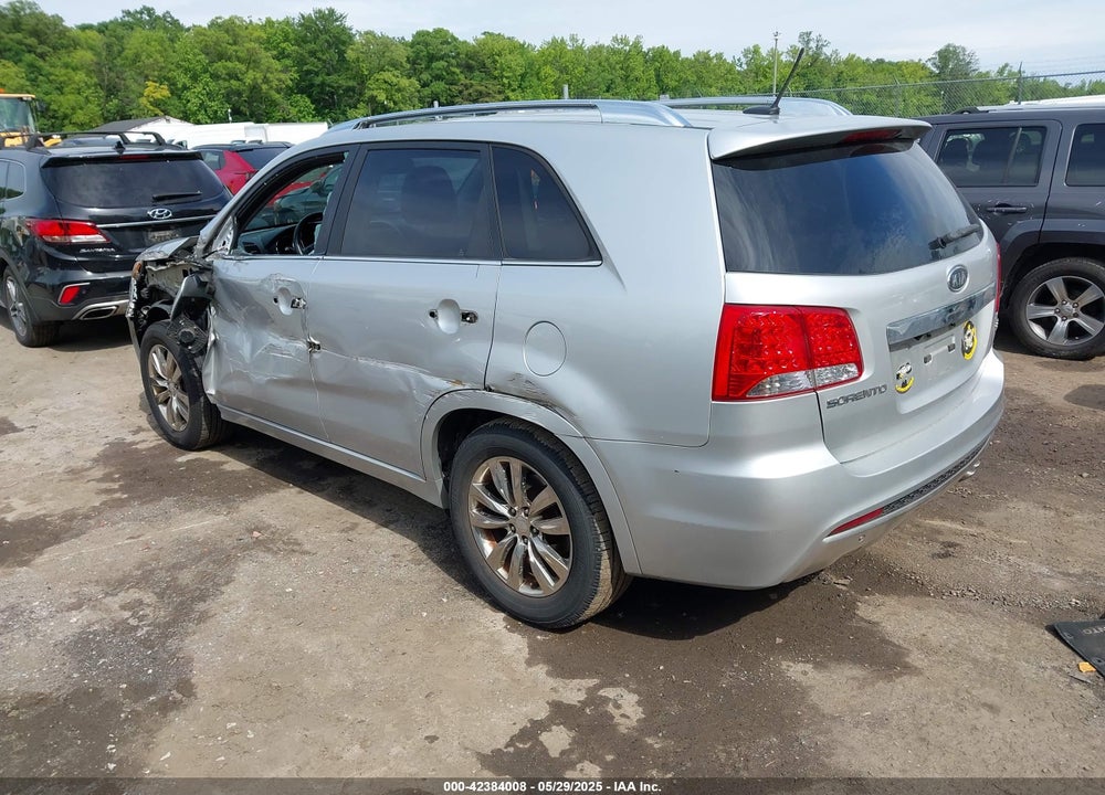 2011 KIA SORENTO SX V6 VIN: 5XYKW4A24BG093102