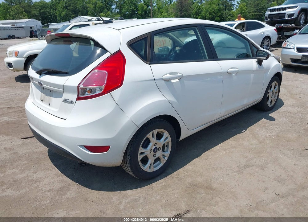 2015 FORD FIESTA VIN: 3FADP4EJ8FM181432