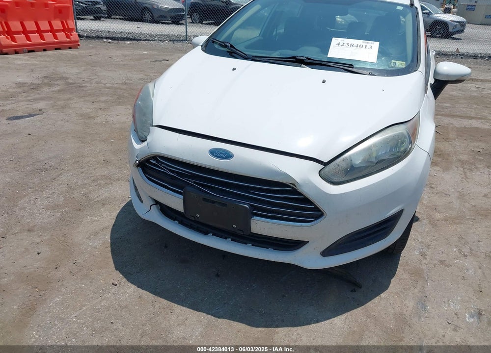 2015 FORD FIESTA VIN: 3FADP4EJ8FM181432