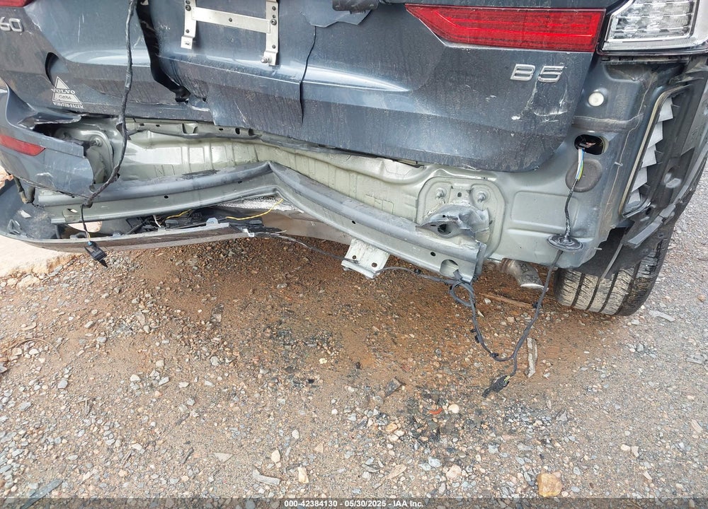 2022 VOLVO XC60 VIN: YV4L12DL2N1905235