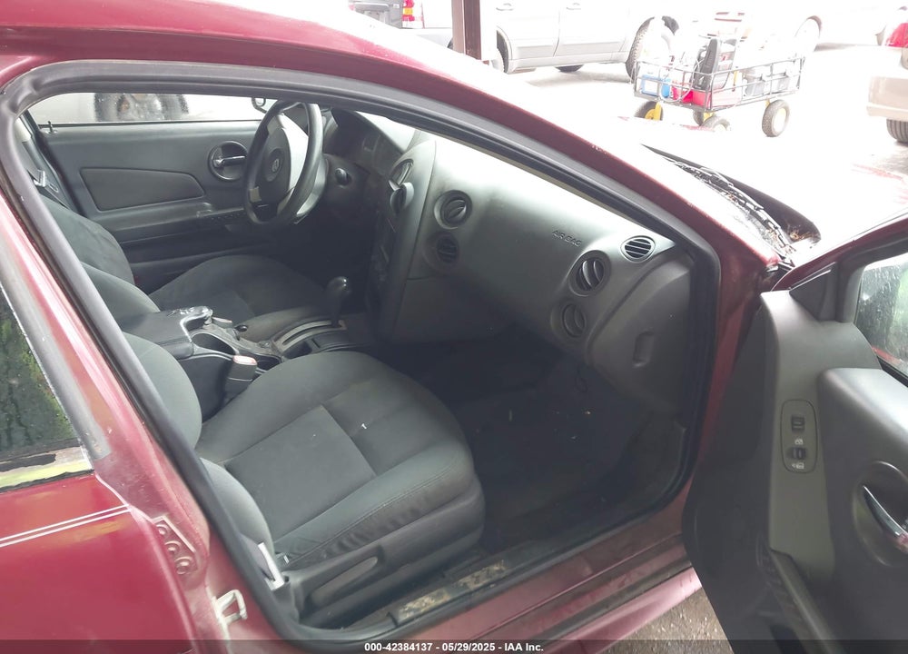 2005 PONTIAC GRAND PRIX VIN: 2G2WP522951243923