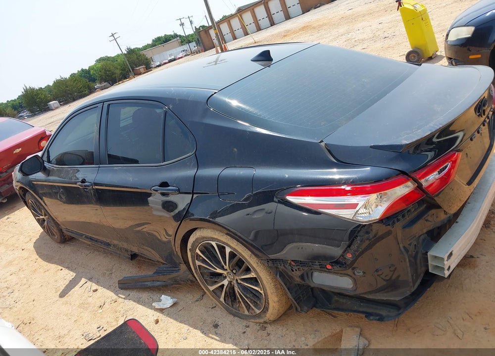 2020 TOYOTA CAMRY SE VIN: 4T1G11AK6LU328856