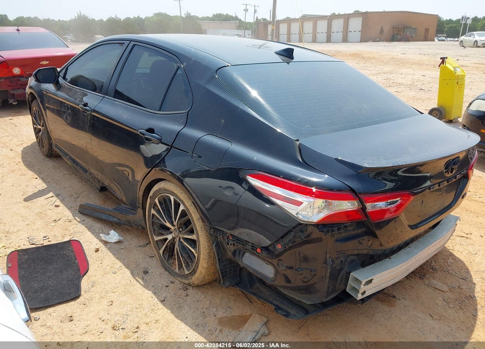 2020 TOYOTA CAMRY SE VIN: 4T1G11AK6LU328856