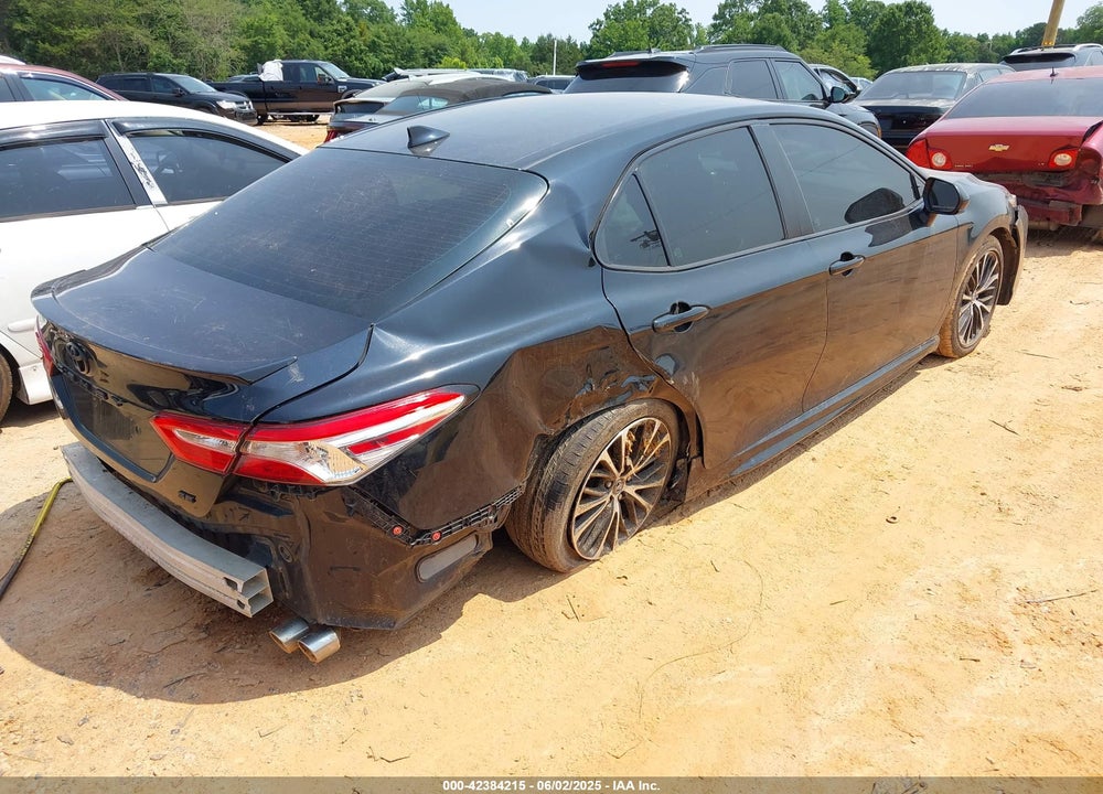 2020 TOYOTA CAMRY SE VIN: 4T1G11AK6LU328856