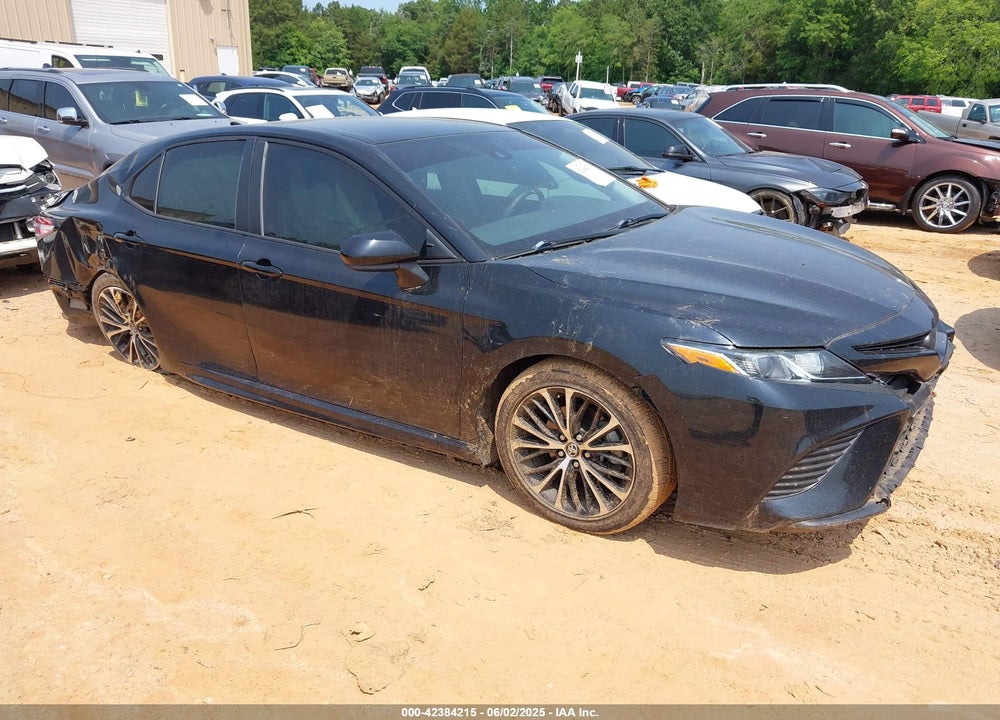 2020 TOYOTA CAMRY SE VIN: 4T1G11AK6LU328856