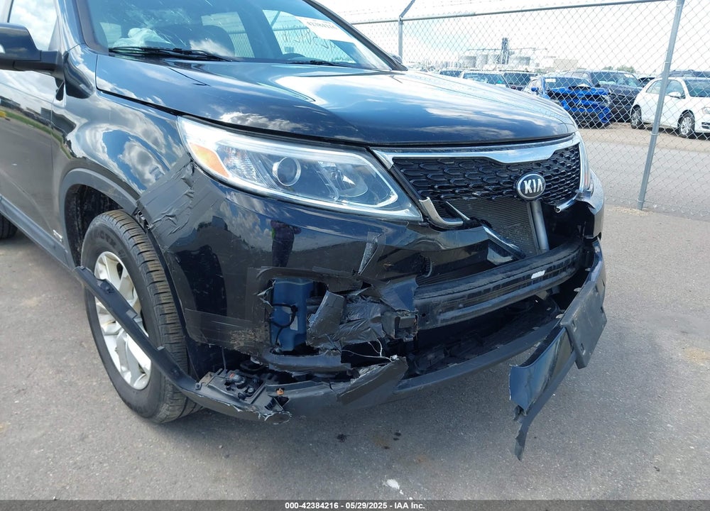2015 KIA SORENTO VIN: 5XYKTCA60FG631595