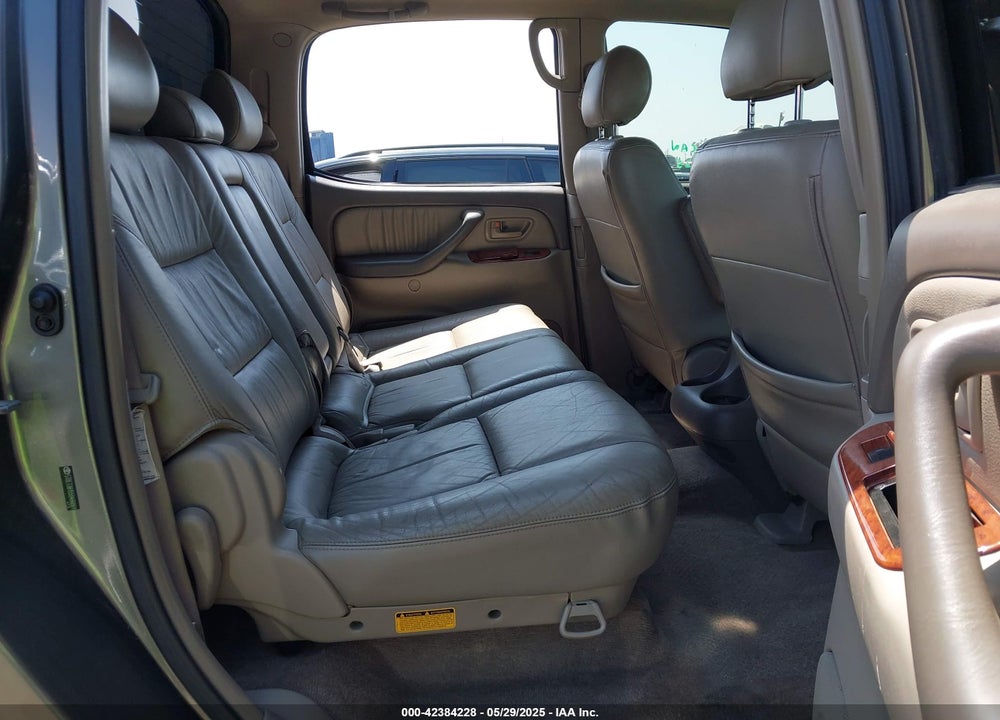 2005 TOYOTA TUNDRA LIMITED V8 VIN: 5TBET38155S466001