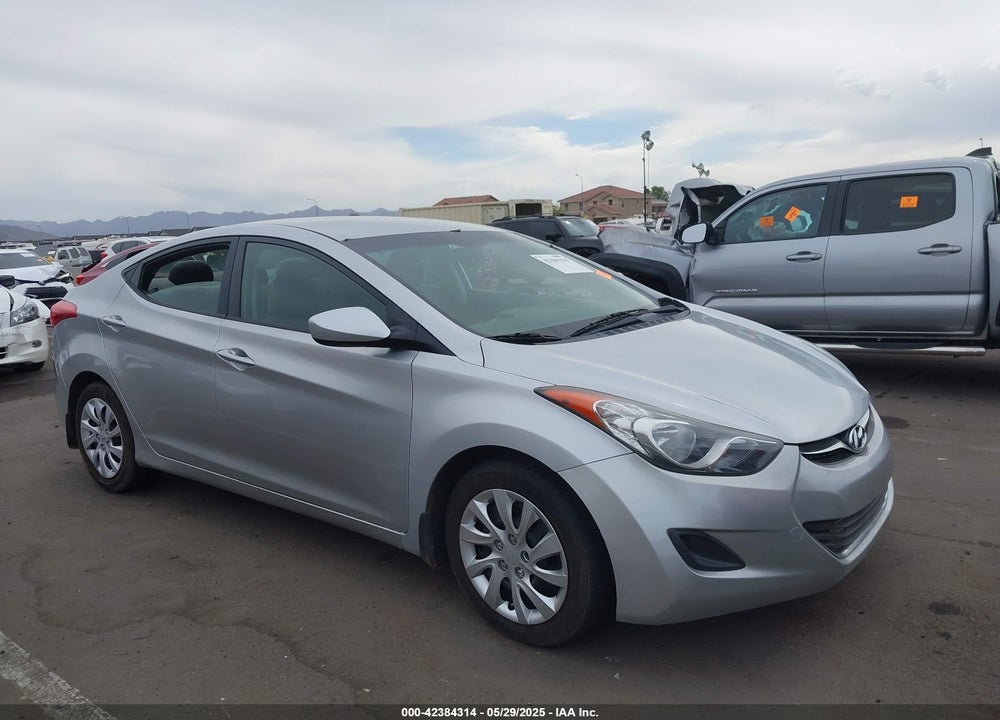 2012 HYUNDAI ELANTRA GLS VIN: 5NPDH4AE3CH147027