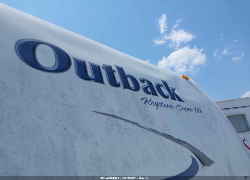 2011 KEYSTONE OUTBACK 250RS VIN: 4YDT25023BB451353