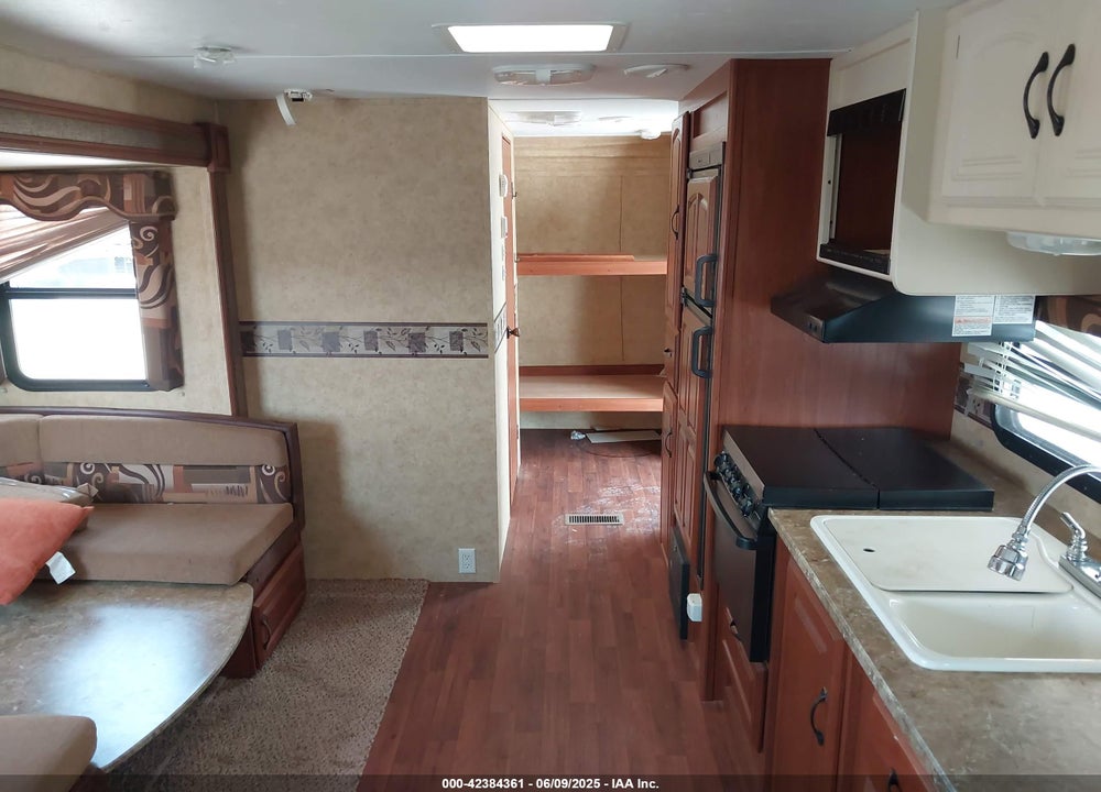 2011 KEYSTONE OUTBACK 250RS VIN: 4YDT25023BB451353