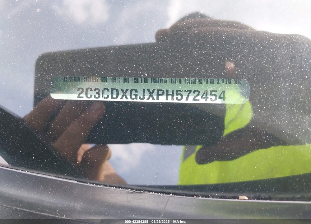 2023 DODGE CHARGER VIN: 2C3CDXGJXPH572454