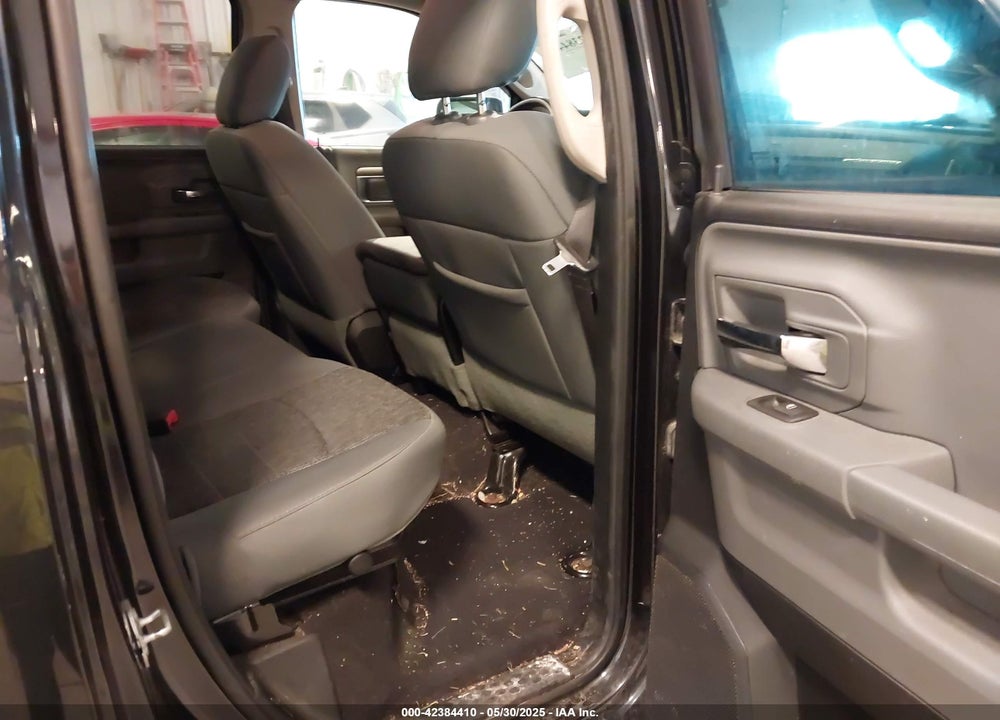 2016 RAM 1500 VIN: 1C6RR7GT3GS293968