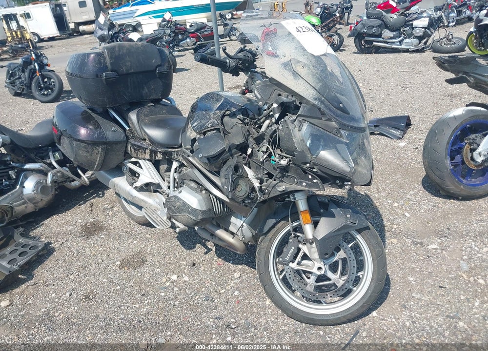 2015 BMW R1200 RT VIN: WB10A1303FZ193244