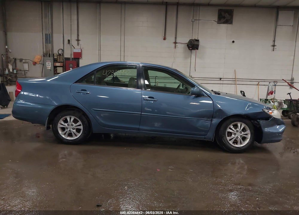 2004 TOYOTA CAMRY LE V6 VIN: 4T1BF32K14U576245