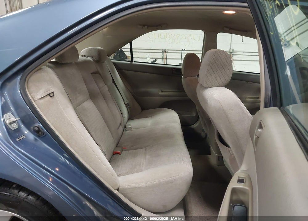 2004 TOYOTA CAMRY LE V6 VIN: 4T1BF32K14U576245