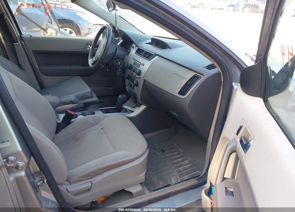 2008 FORD FOCUS S VIN: 1FAHP34N08W141798