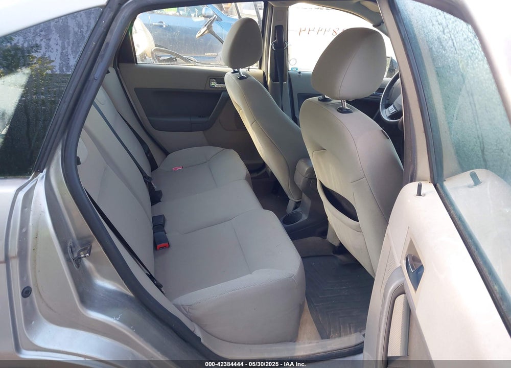 2008 FORD FOCUS S VIN: 1FAHP34N08W141798