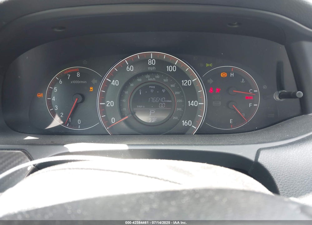 2016 HONDA ACCORD VIN: 1HGCR2F50GA133235