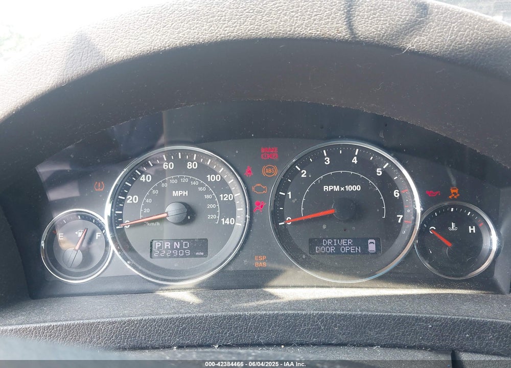 2008 JEEP GRAND CHEROKEE VIN: 1J8GR48K28C108303