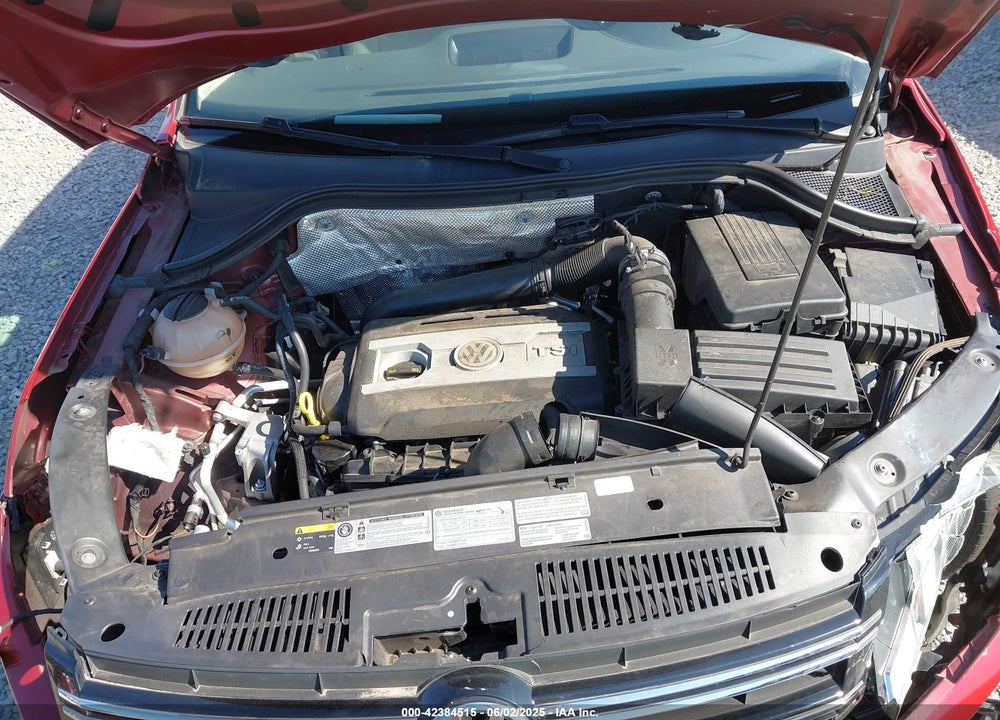 2014 VOLKSWAGEN TIGUAN VIN: WVGBV3AX7EW081912