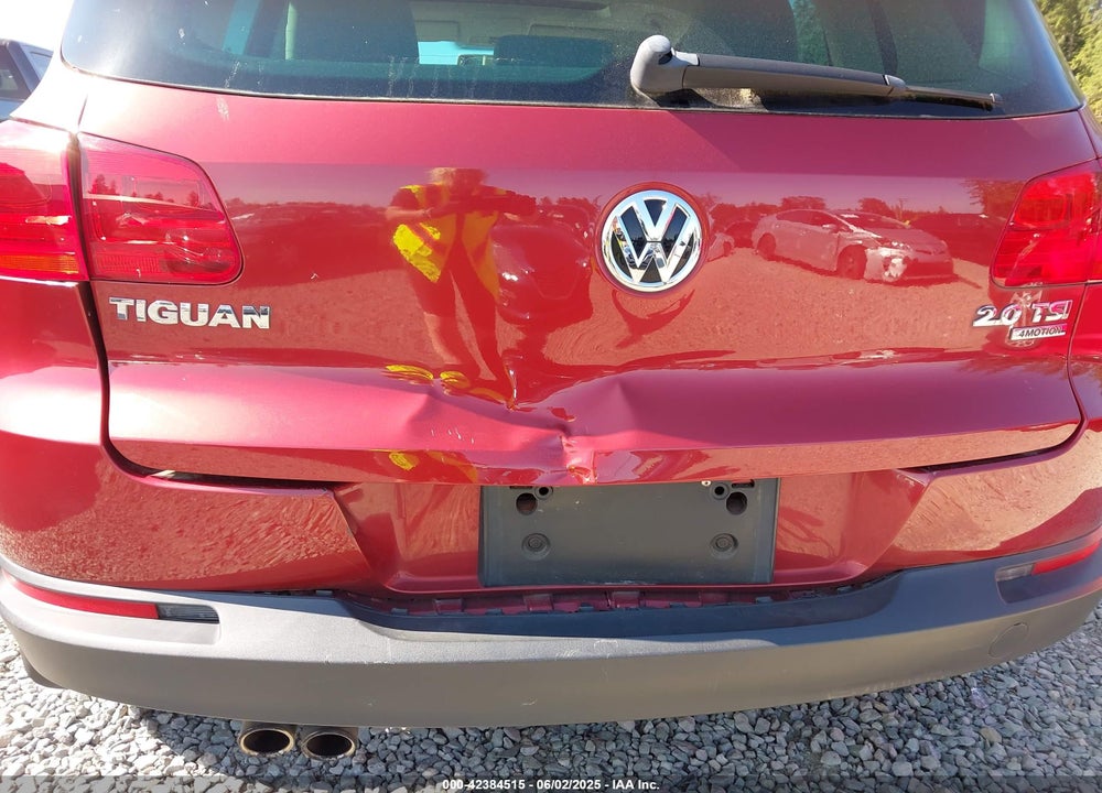 2014 VOLKSWAGEN TIGUAN VIN: WVGBV3AX7EW081912