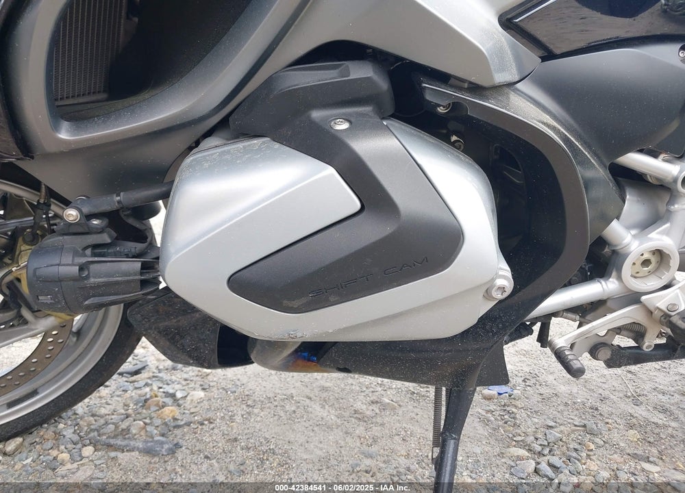 2019 BMW R 1250 RT VIN: WB10J6300KZG33494