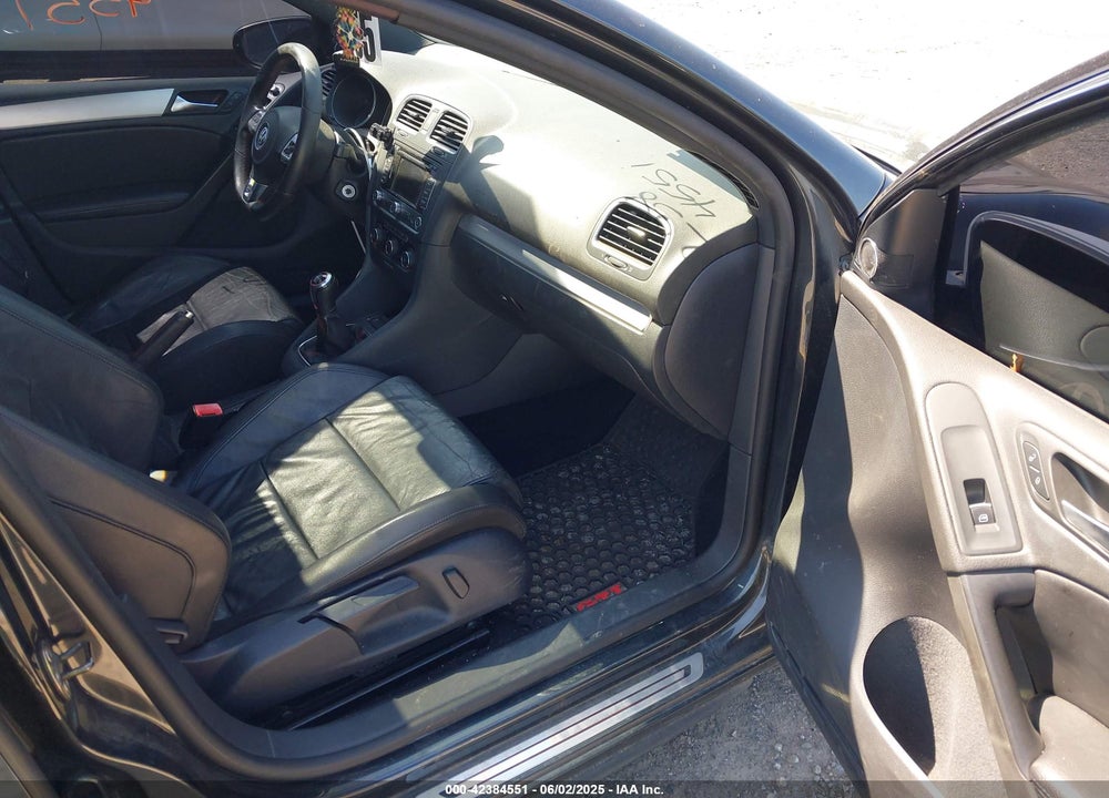 2012 VOLKSWAGEN GTI VIN: WVWGD7AJ9CW039044