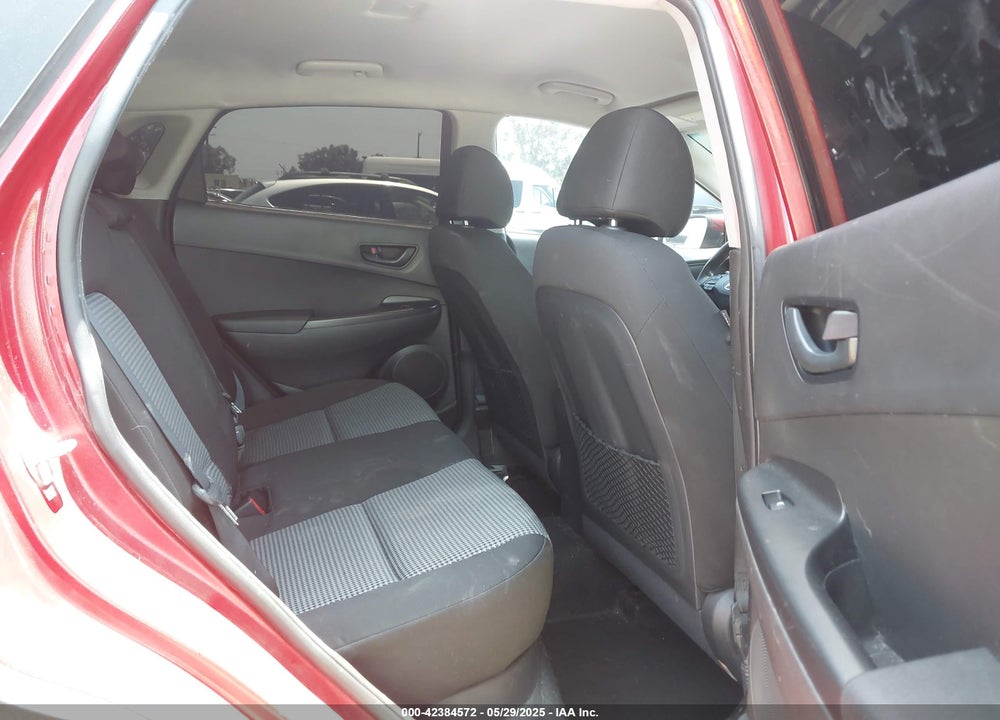 2020 HYUNDAI KONA SEL VIN: KM8K22AA6LU556649