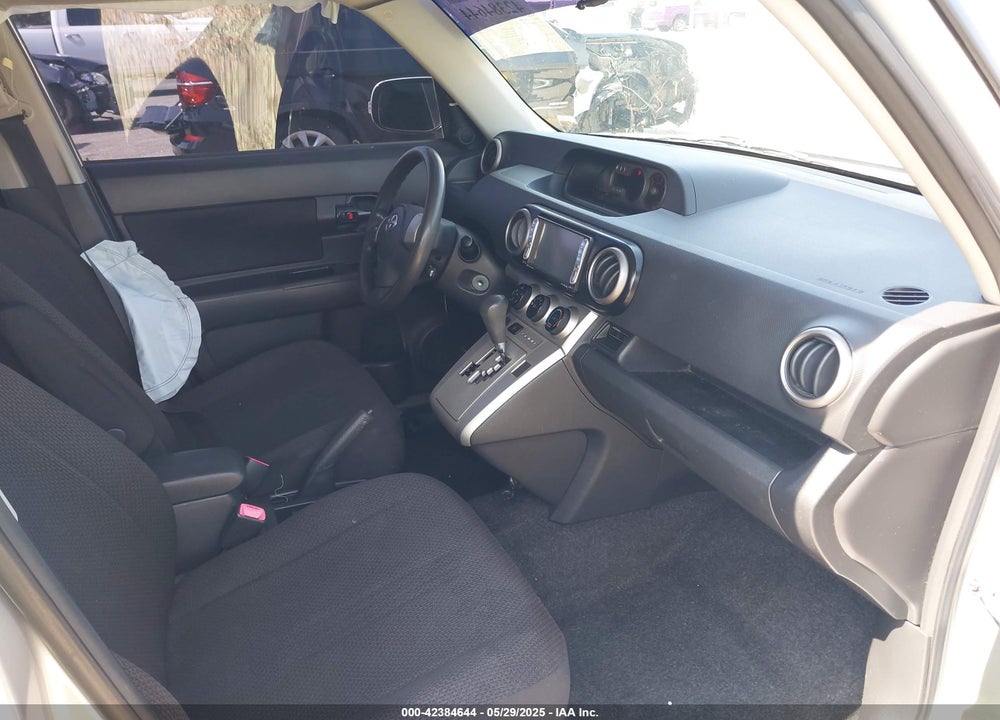 2008 SCION XB VIN: JTLKE50E981053793