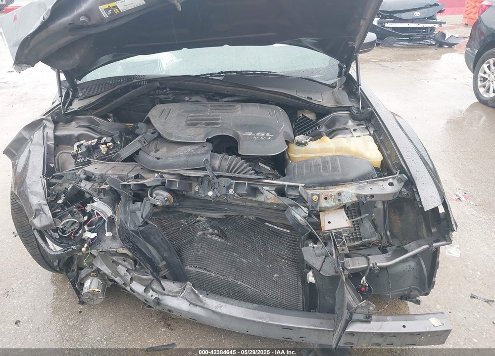 2014 CHRYSLER 300 VIN: 2C3CCAGG8EH374215
