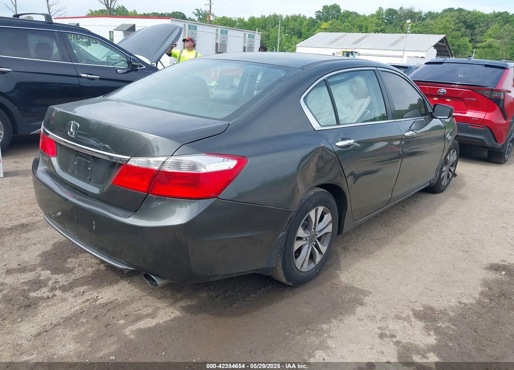 2013 HONDA ACCORD VIN: 1HGCR2F39DA211151
