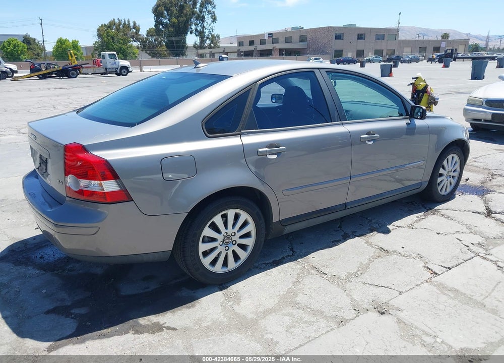 2004 VOLVO S40 2.4I VIN: YV1MS382342018774