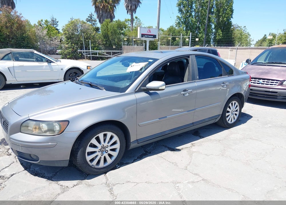 2004 VOLVO S40 2.4I VIN: YV1MS382342018774