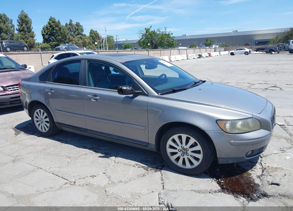 2004 VOLVO S40 2.4I VIN: YV1MS382342018774