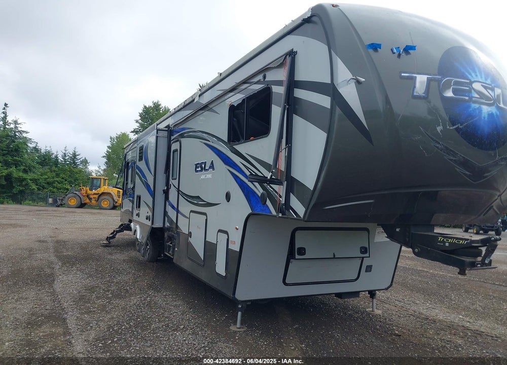 2015 EVERGREEN RV OTHER VIN: 5ZWFH1E33F1001983