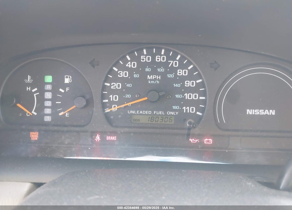 1998 NISSAN FRONTIER SE/XE VIN: 1N6DD26S3WC335378