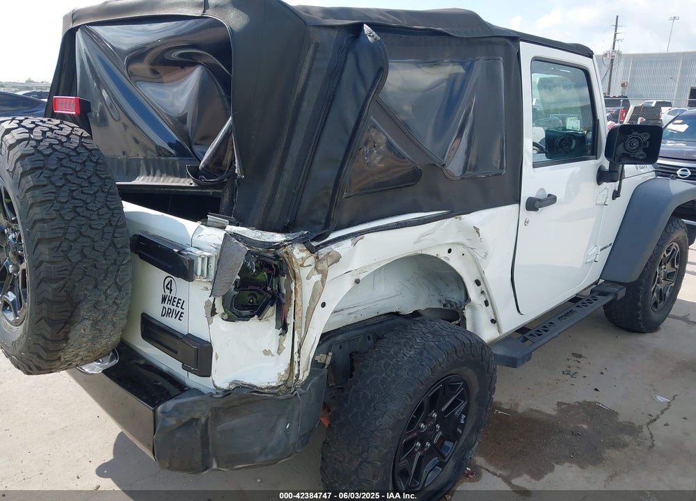 2015 JEEP WRANGLER / VIN: 1C4AJWAG0FL562536