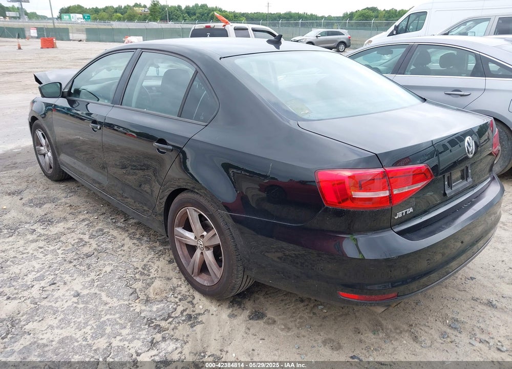 2015 VOLKSWAGEN JETTA 2.0L S VIN: 3VW2K7AJ3FM277070