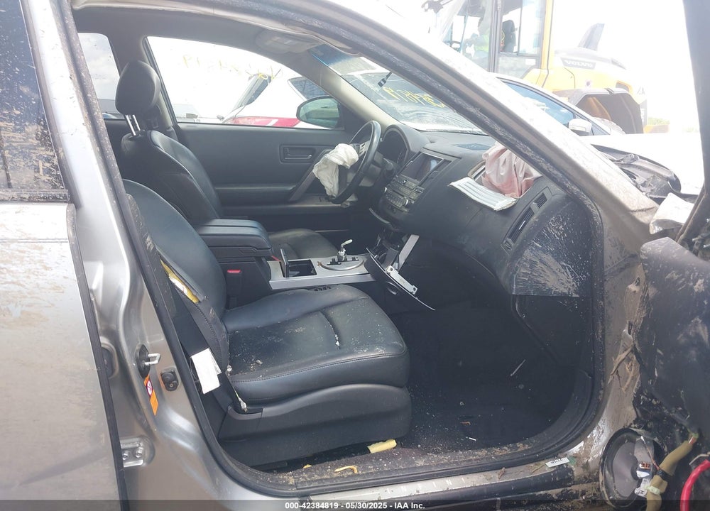 2003 INFINITI FX35 VIN: JNRAS08W23X003453