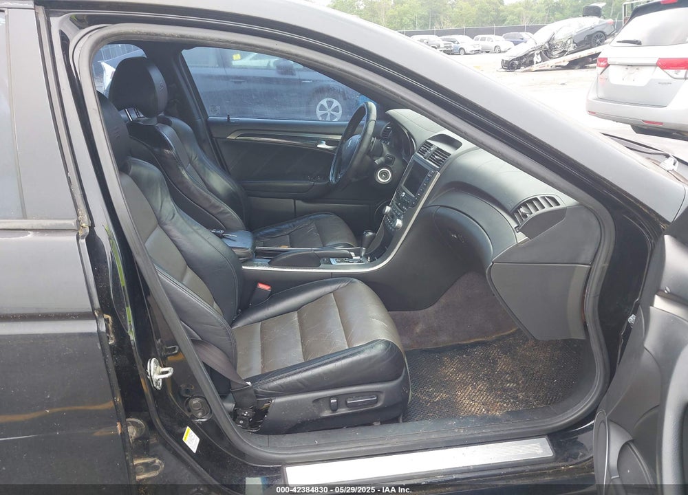 2008 ACURA TL TYPE S VIN: 19UUA76518A024390