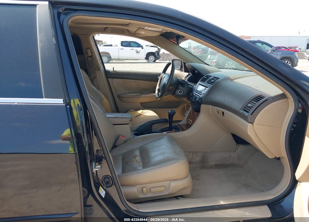 2003 HONDA ACCORD 3.0 EX VIN: 1HGCM66593A090756