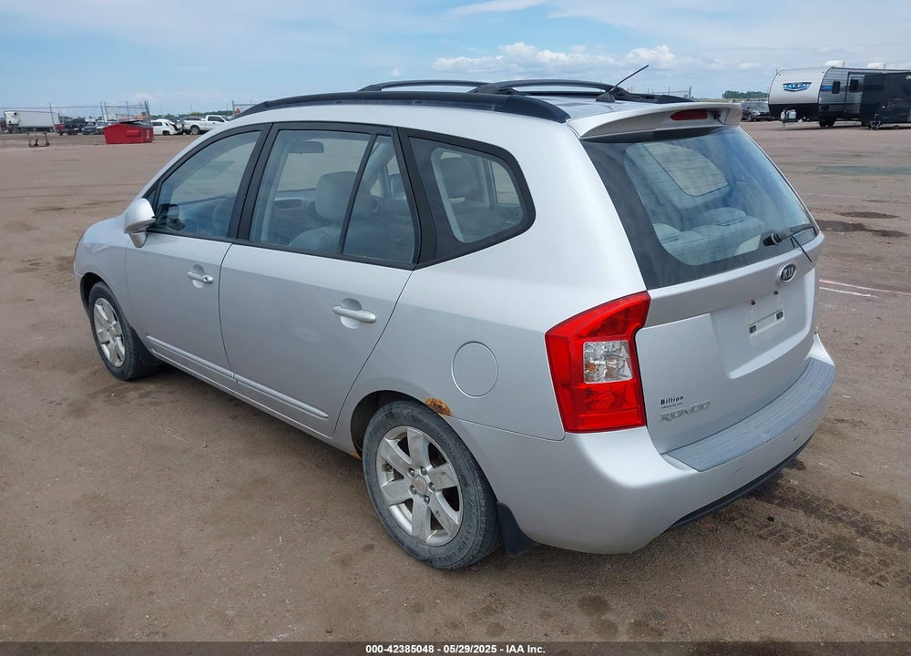 2008 KIA RONDO VIN: KNAFG526287175838