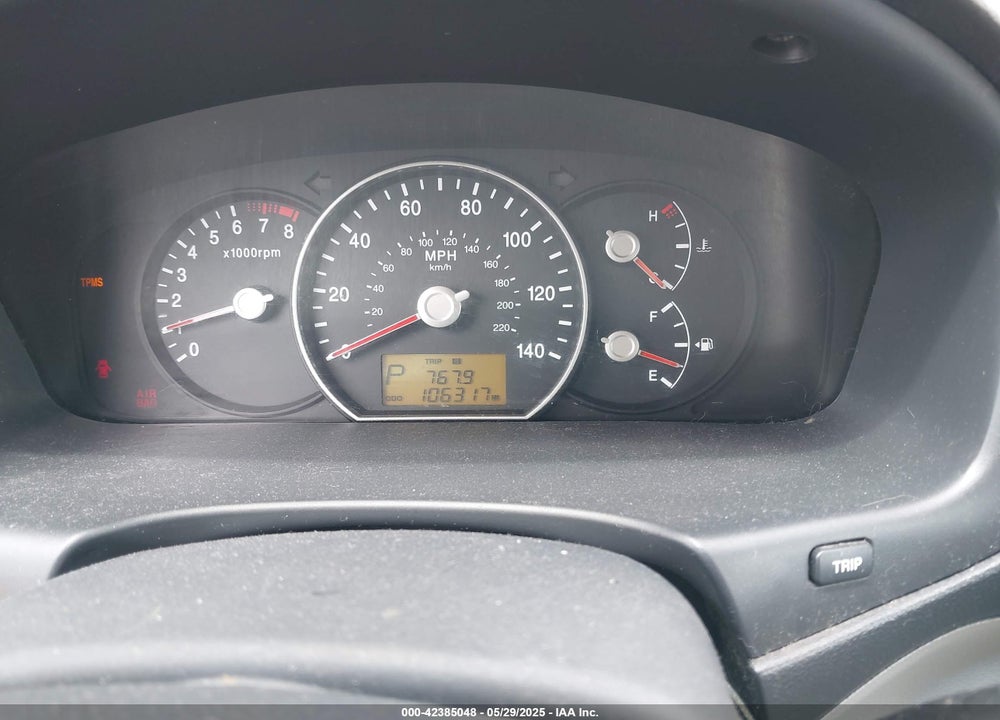 2008 KIA RONDO VIN: KNAFG526287175838