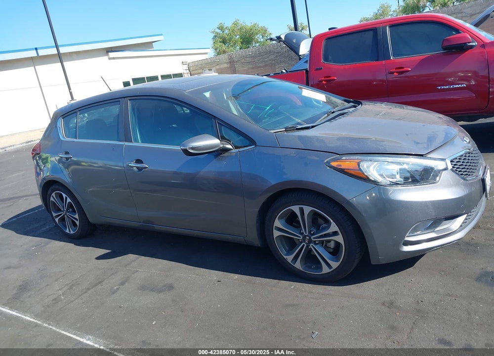 2016 KIA FORTE EX VIN: KNAFX5A83G5628913