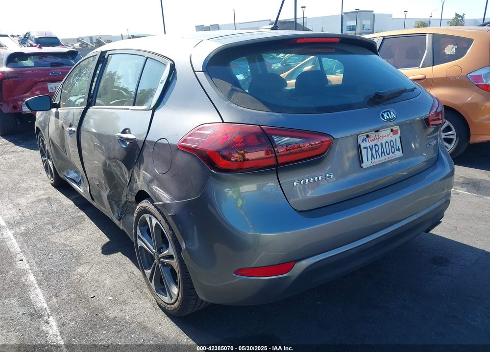 2016 KIA FORTE EX VIN: KNAFX5A83G5628913